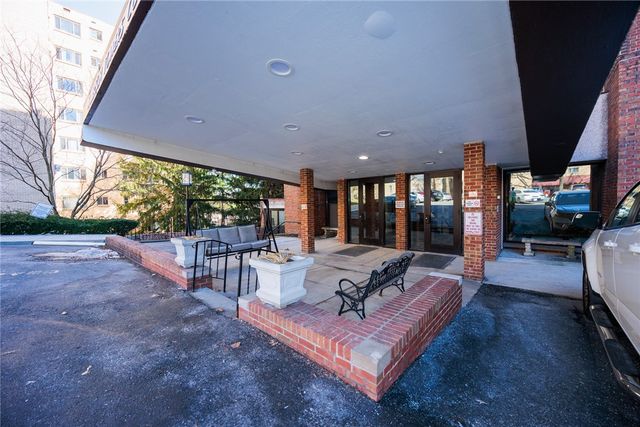 5 Bayard Rd 717, Shadyside, PA 15213