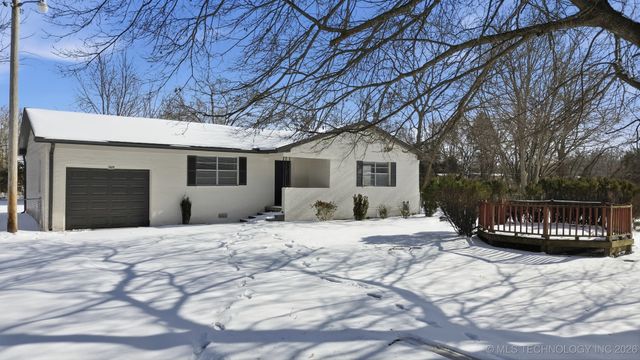 1401 N Taft Avenue, Okmulgee, OK 74447