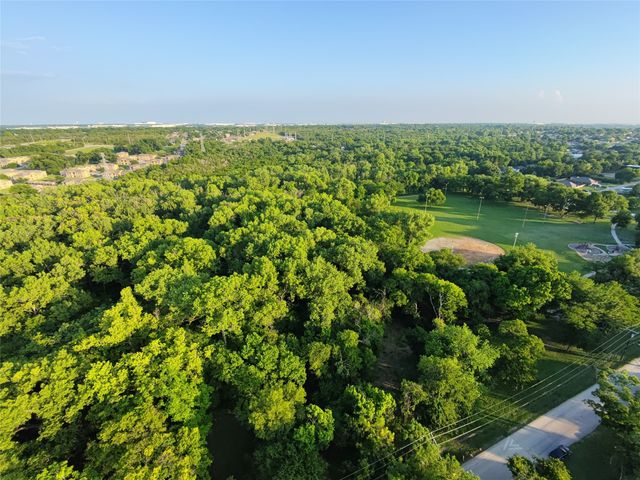 2850 Persimmon Road, Dallas, TX 75241