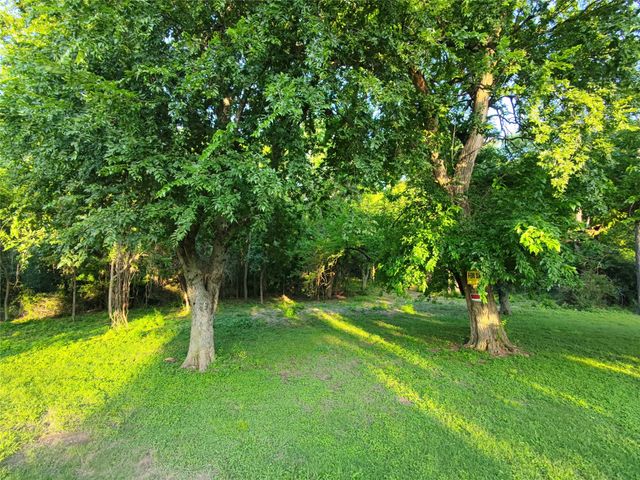 2850 Persimmon Road, Dallas, TX 75241