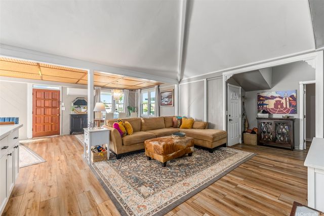 95-522 Ia Place, Mililani, HI 96789