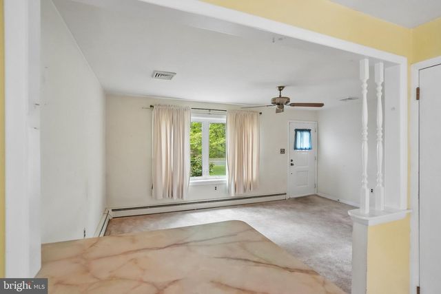 505 FOUNTAIN AVE, Burlington, NJ 08016