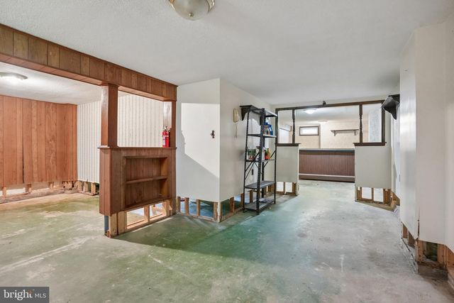 505 FOUNTAIN AVE, Burlington, NJ 08016
