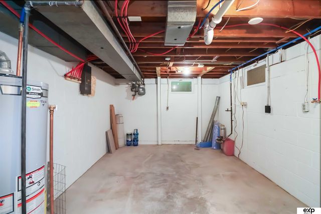 728 Eastridge Drive, Lincoln, NE 68510