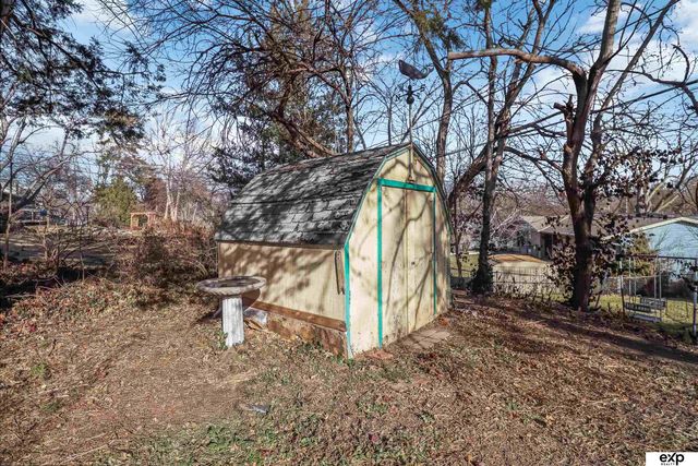 728 Eastridge Drive, Lincoln, NE 68510