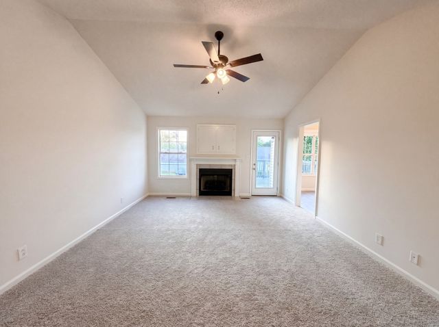 1305 Jared Ray Dr, Clarksville, TN 37042