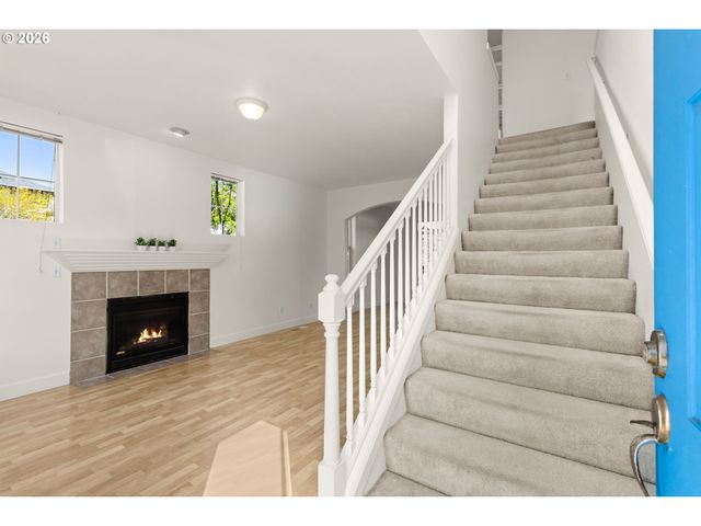 1703 Se CLINTON St, Portland, OR 97202