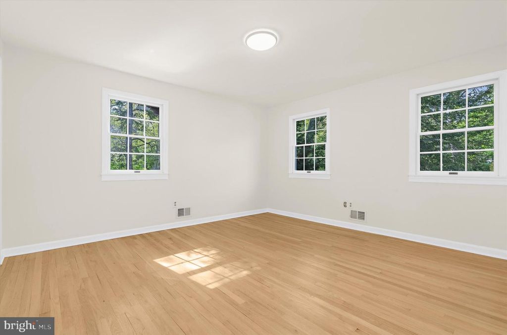 Image 41 of property listing at 508 ASHBERRY LN, Severna Park, MD 21146