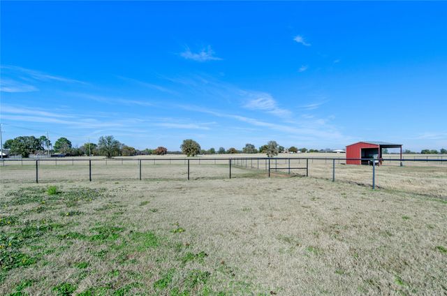 395 Yacht Club Road, Oak Point, TX 75068