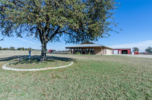 395 Yacht Club Road, Oak Point, TX 75068