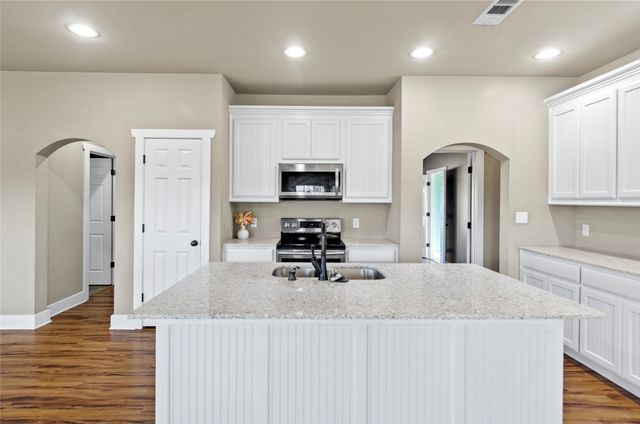 395 Yacht Club Road, Oak Point, TX 75068