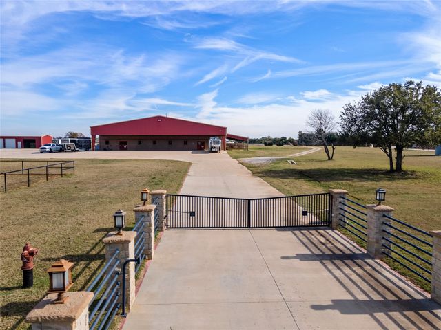 395 Yacht Club Road, Oak Point, TX 75068