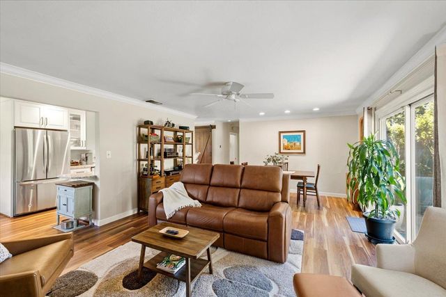 6337 Rushmore Dr, Sacramento, CA 95842