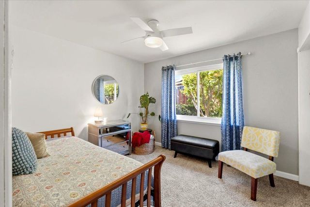 6337 Rushmore Dr, Sacramento, CA 95842