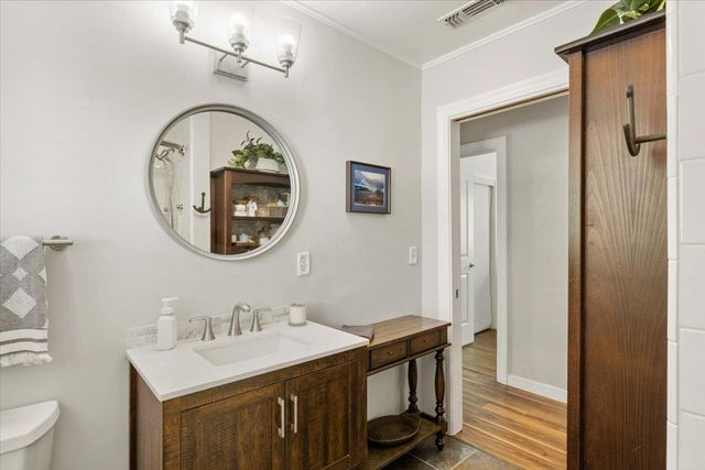 6337 Rushmore Dr, Sacramento, CA 95842