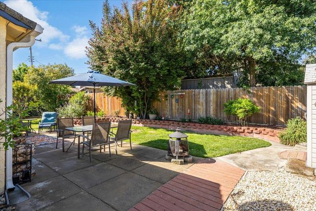 6337 Rushmore Dr, Sacramento, CA 95842