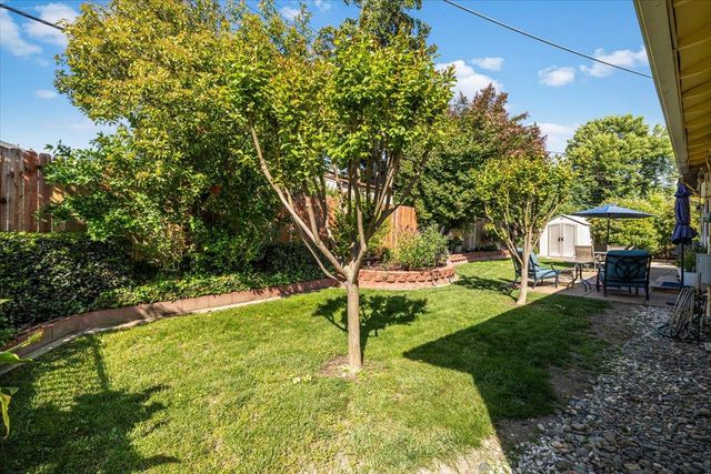 6337 Rushmore Dr, Sacramento, CA 95842