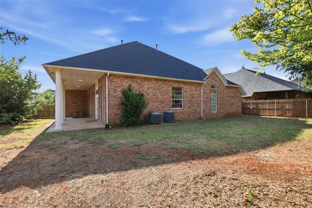 15021 Salem Creek Road, Edmond, OK 73013
