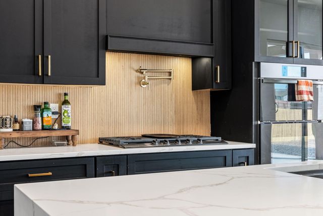 513 6th Street NE, Rio Rancho, NM 87124