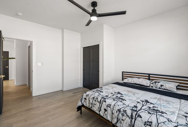 513 6th Street NE, Rio Rancho, NM 87124