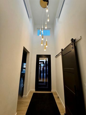 513 6th Street NE, Rio Rancho, NM 87124