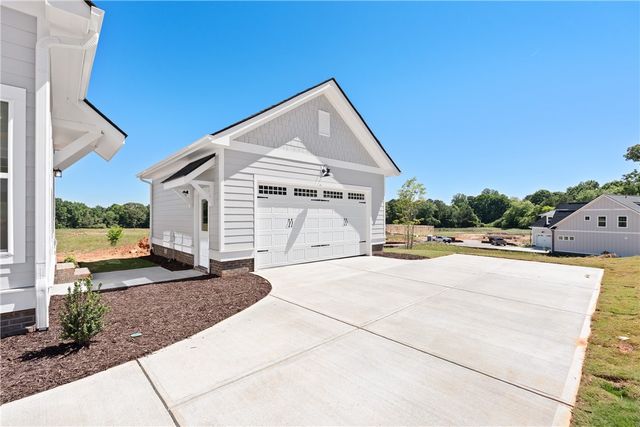104 Benjamin Boulevard, Pendleton, SC 29670