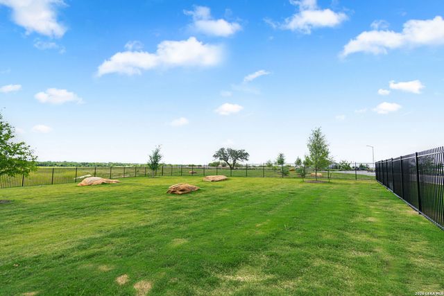 16124 Farmer, Lytle, TX 78052