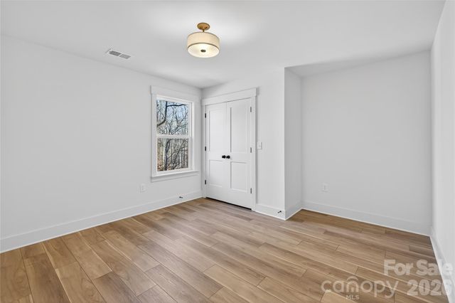 4630 McClure Road, Charlotte, NC 28216