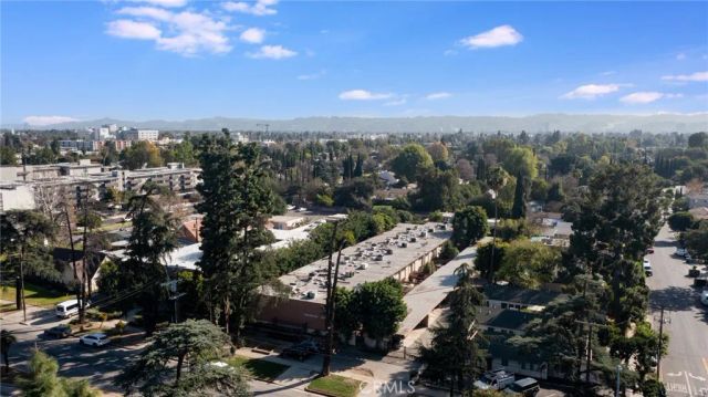 15542 Sherman Way 11, Van Nuys, CA 91406