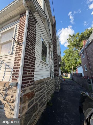 105 S OAK AVE, Aldan, PA 19018