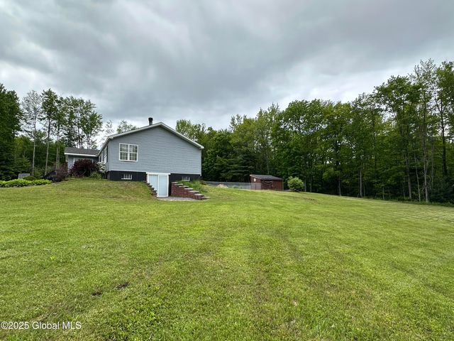 60 Partridge Road, Edinburg, NY 12134