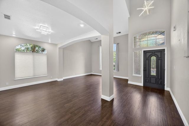 9223 Camden Lake Way, Elk Grove, CA 95624