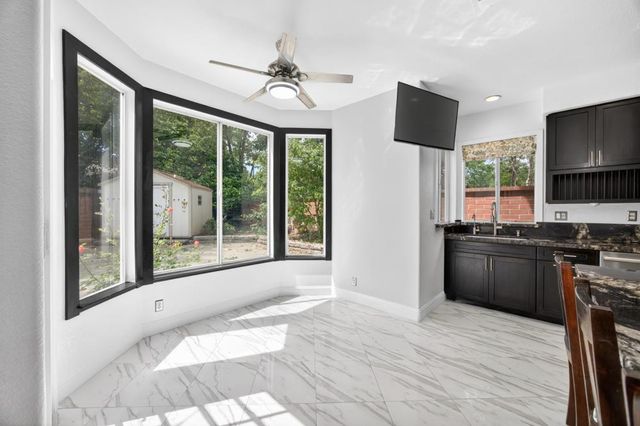 9223 Camden Lake Way, Elk Grove, CA 95624