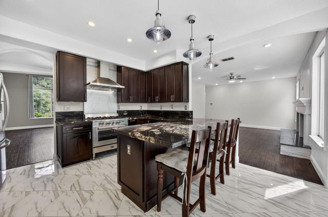 9223 Camden Lake Way, Elk Grove, CA 95624