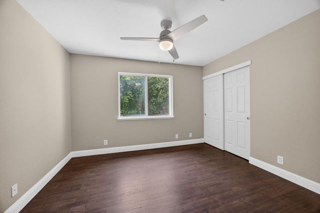 9223 Camden Lake Way, Elk Grove, CA 95624