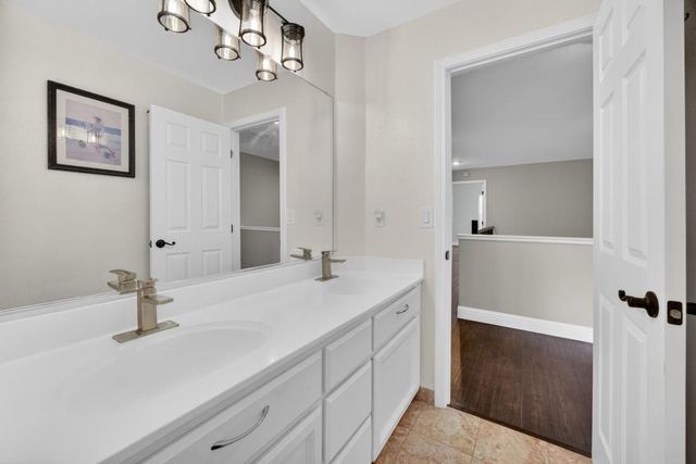 9223 Camden Lake Way, Elk Grove, CA 95624