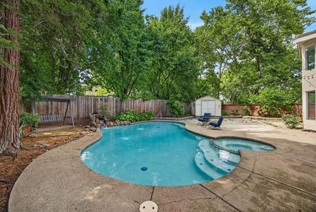 9223 Camden Lake Way, Elk Grove, CA 95624