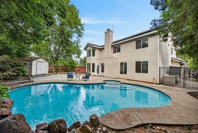 9223 Camden Lake Way, Elk Grove, CA 95624