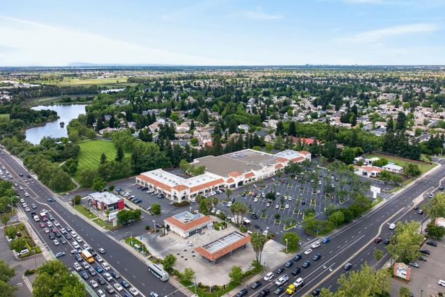 9223 Camden Lake Way, Elk Grove, CA 95624