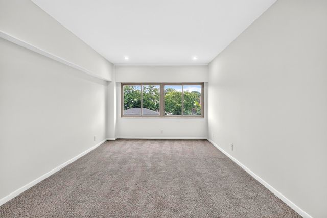 4200 West End Ave Apt 411, Nashville, TN 37205
