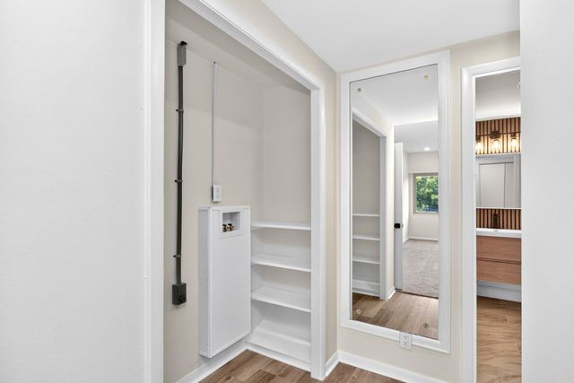 4200 West End Ave Apt 411, Nashville, TN 37205