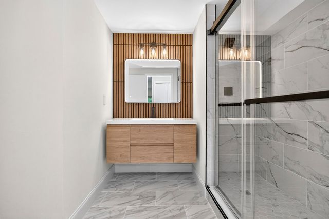 4200 West End Ave Apt 411, Nashville, TN 37205