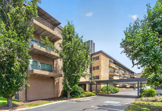 4200 West End Ave Apt 411, Nashville, TN 37205