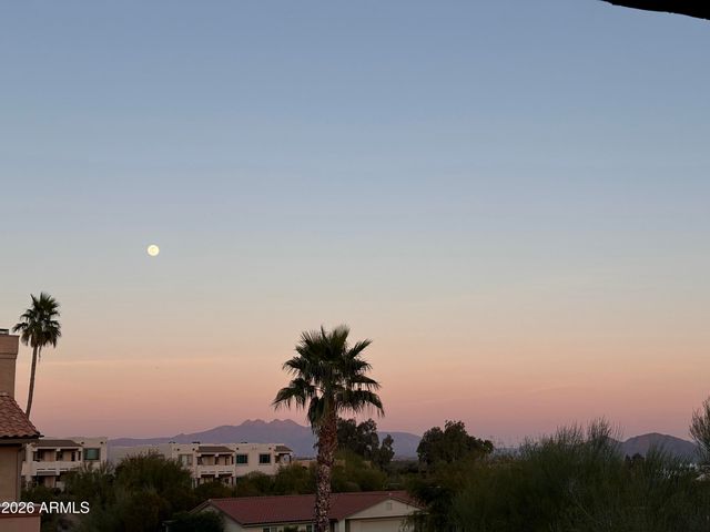 12248 N CHAMA Drive B, Fountain Hills, AZ 85268
