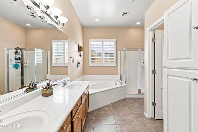 12248 N CHAMA Drive B, Fountain Hills, AZ 85268