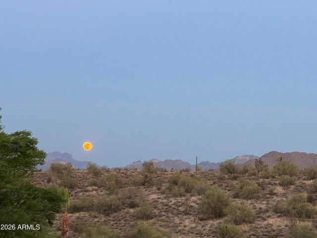 12248 N CHAMA Drive B, Fountain Hills, AZ 85268