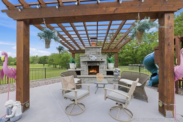 14344 S 52nd East Avenue, Bixby, OK 74008