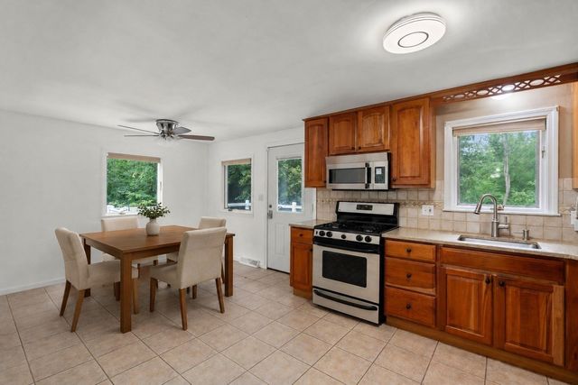 22 Allen Road, Billerica, MA 01821