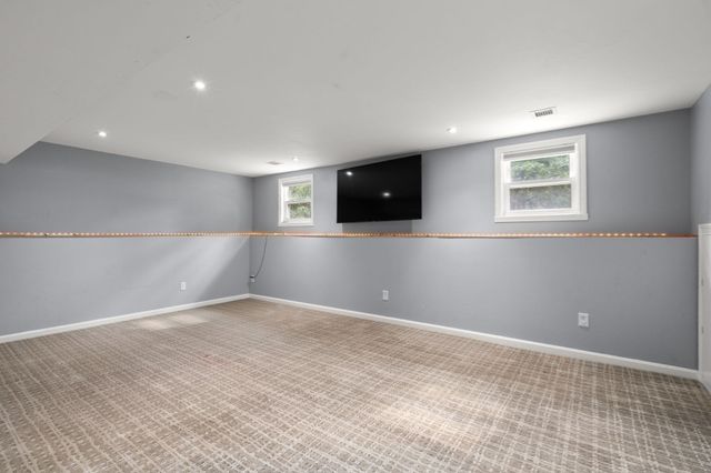 22 Allen Road, Billerica, MA 01821