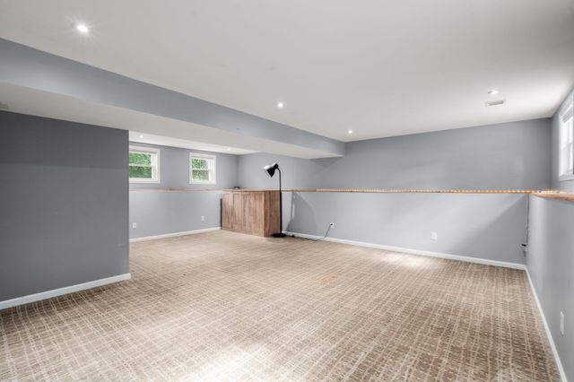 22 Allen Road, Billerica, MA 01821